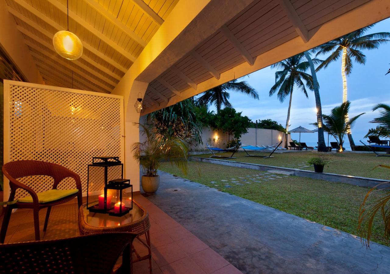 Isle Of Thalpe Bed & Breakfast Unawatuna Exterior photo